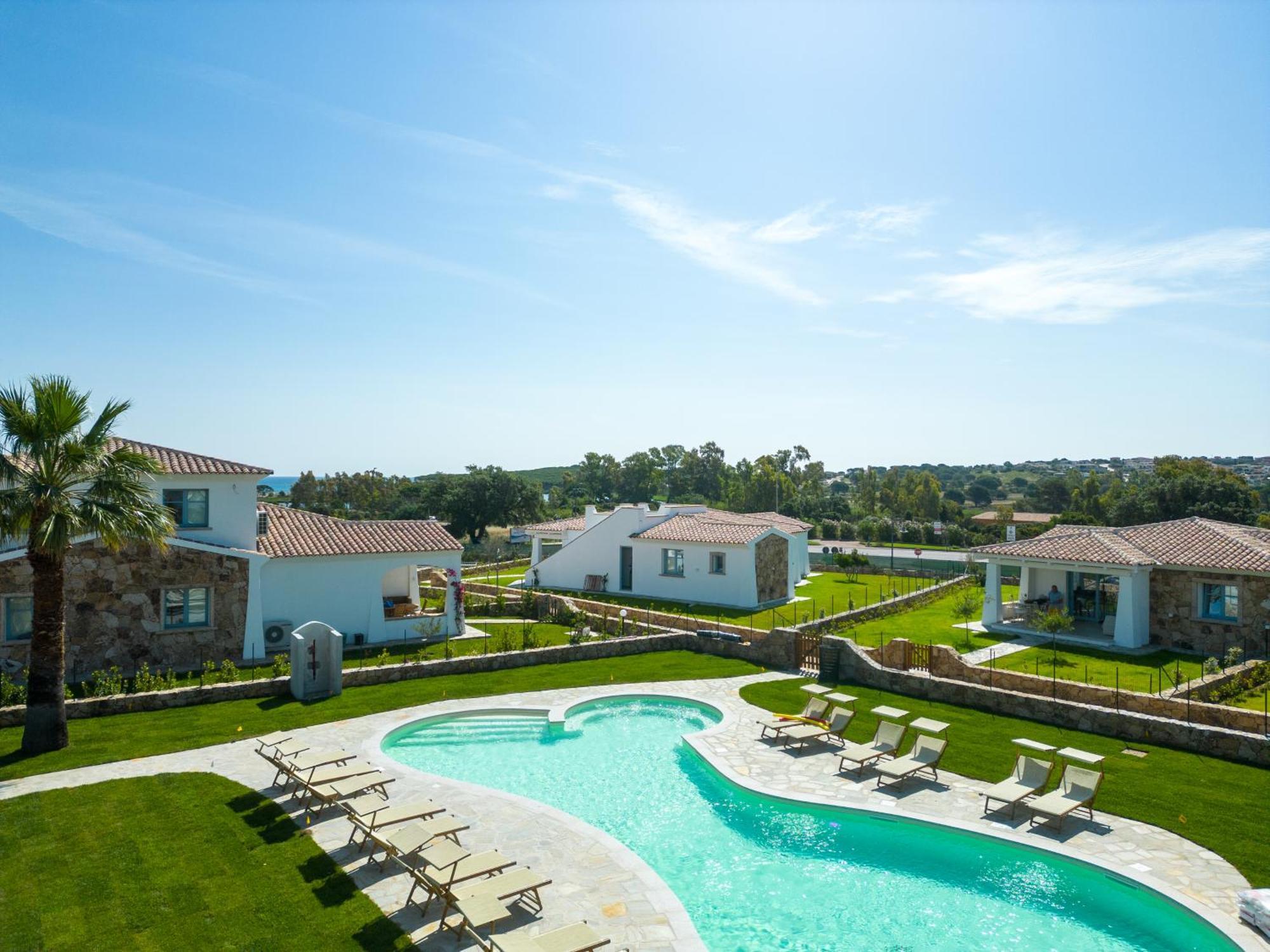Enaja - Luxury Retreat Aparthotel Budoni Exterior foto