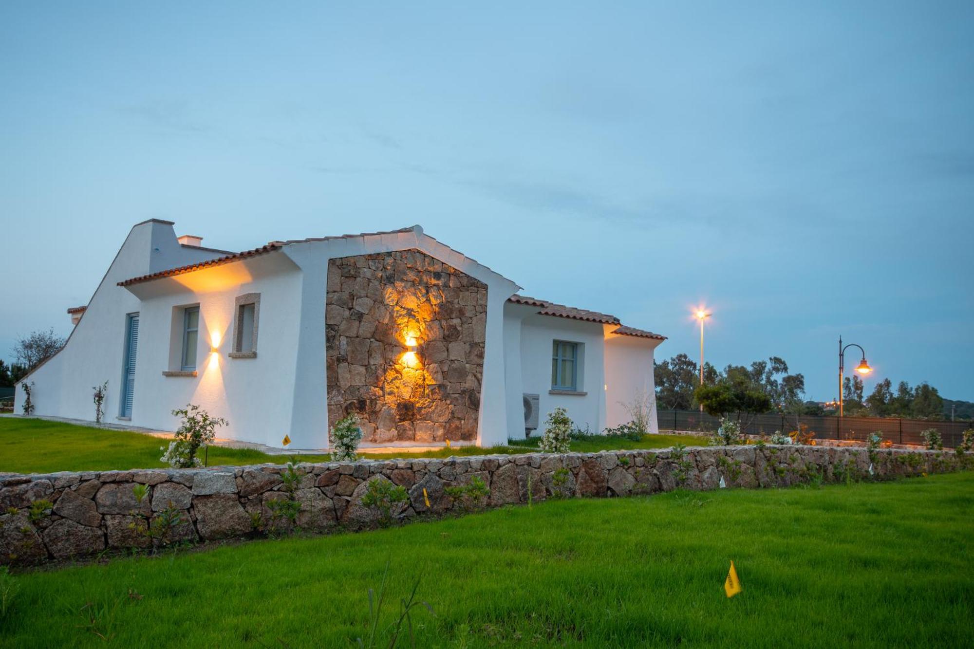 Enaja - Luxury Retreat Aparthotel Budoni Exterior foto